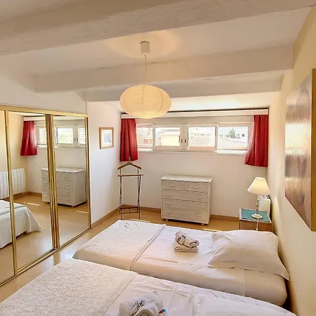 Henri Camille Real Estate - Roof - 2 Bedrooms Downtown W Rooftop Appartamento